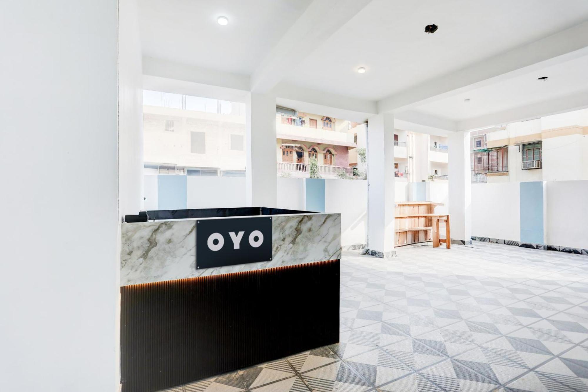 Hotel O Deejit Inn Dānāpur エクステリア 写真