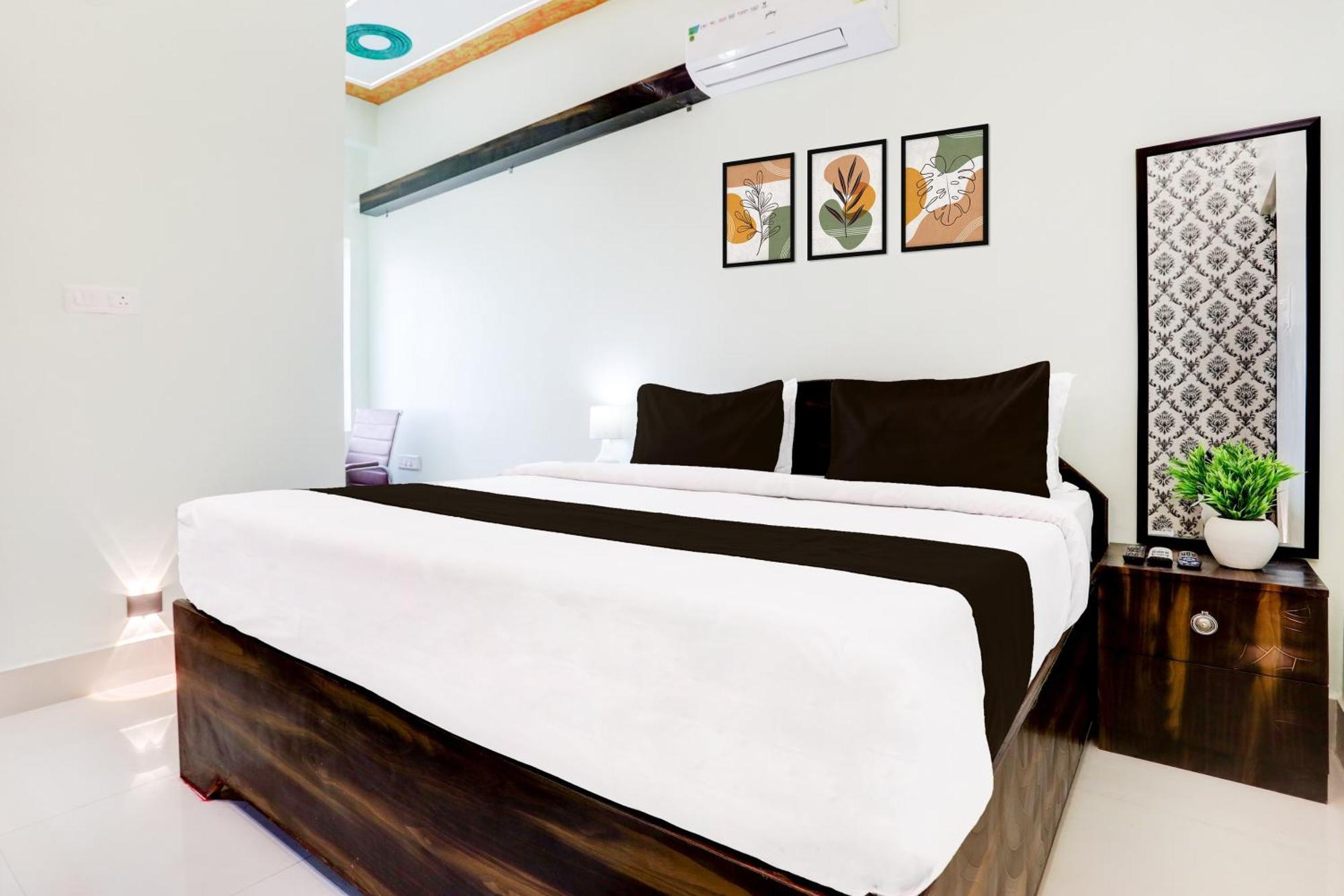 Hotel O Deejit Inn Dānāpur エクステリア 写真