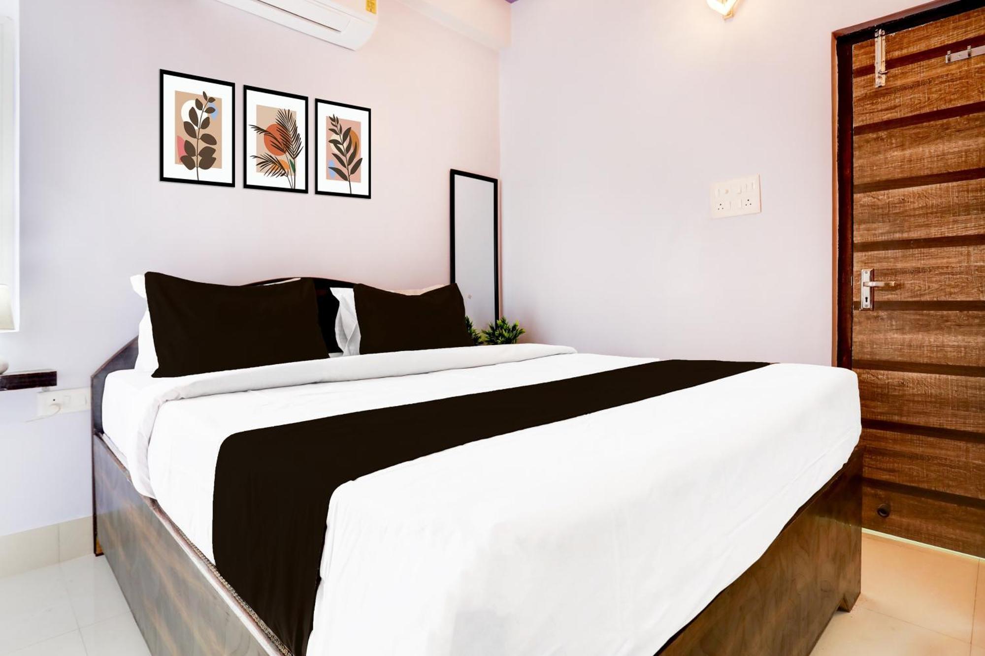 Hotel O Deejit Inn Dānāpur エクステリア 写真