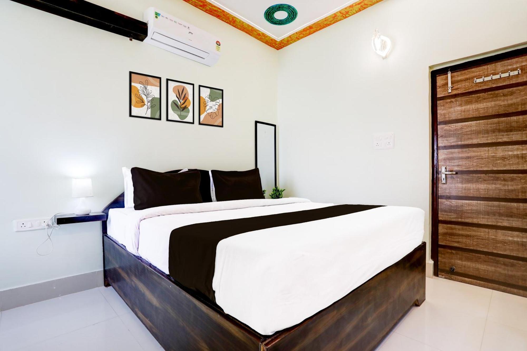 Hotel O Deejit Inn Dānāpur エクステリア 写真